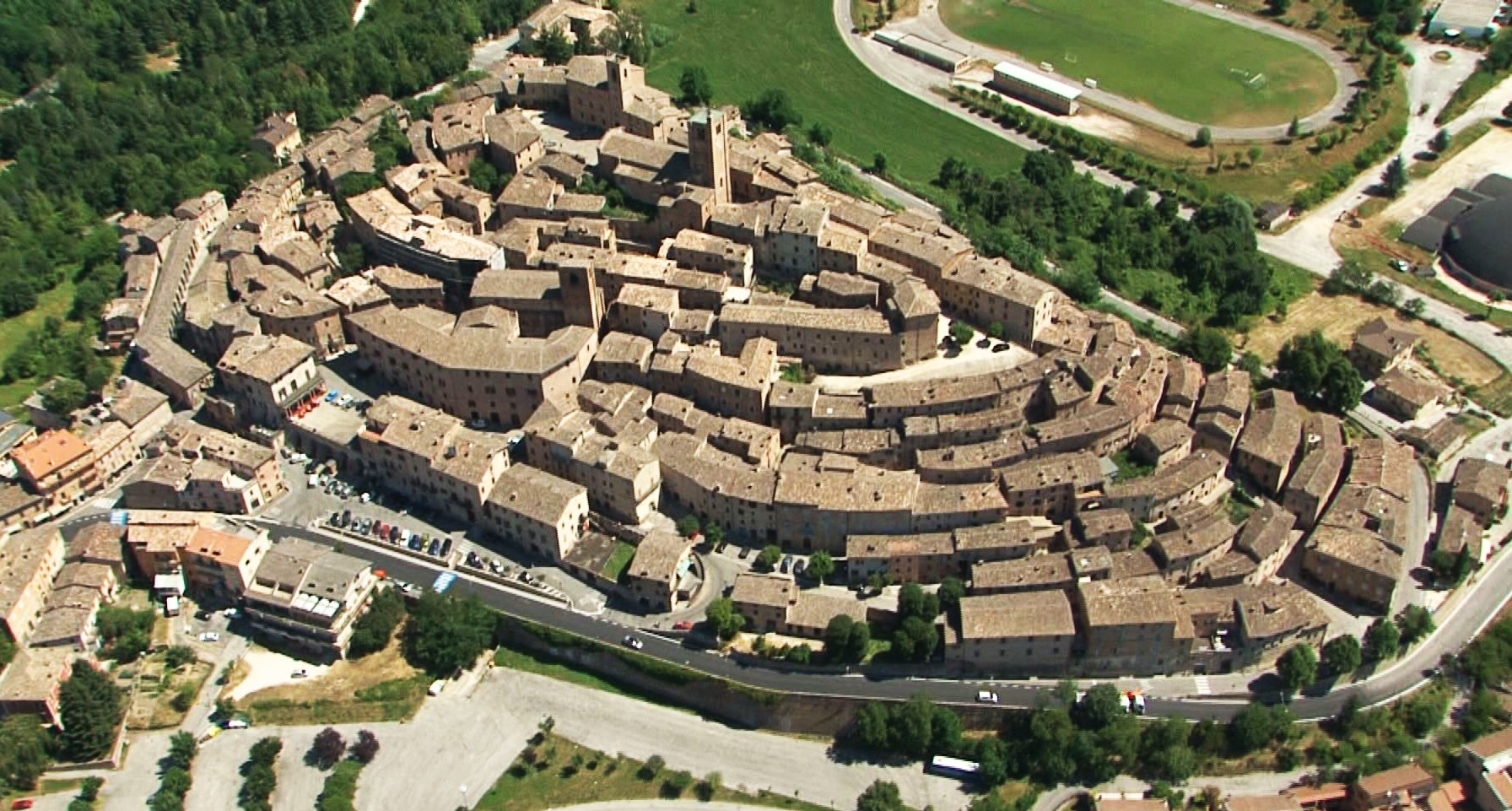 Veduta aerea di Sarnano